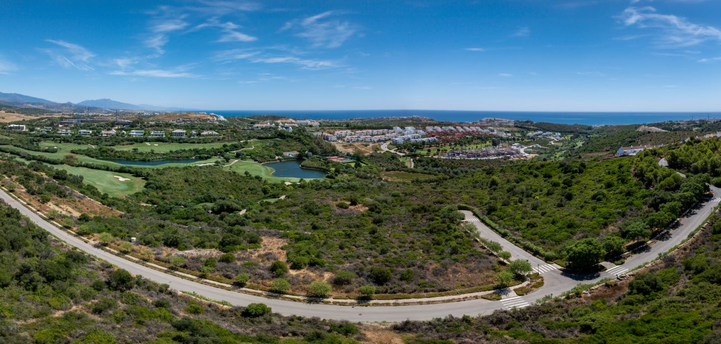 Casares Lake Essence — 15