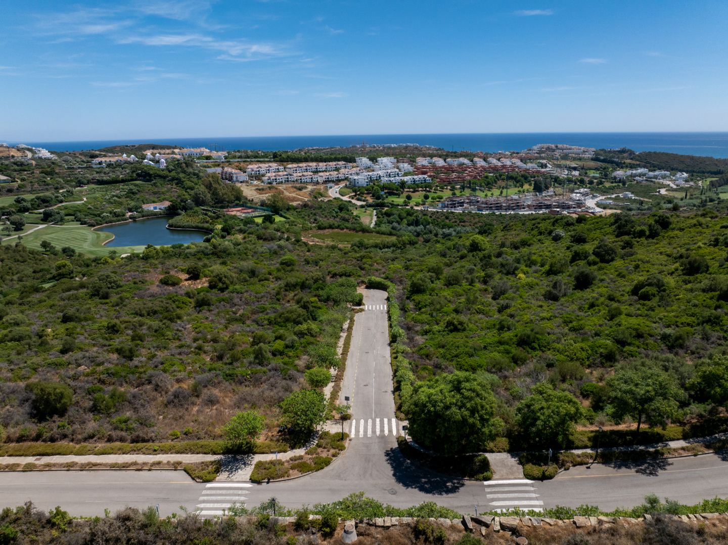 Casares Lake Essence — 16