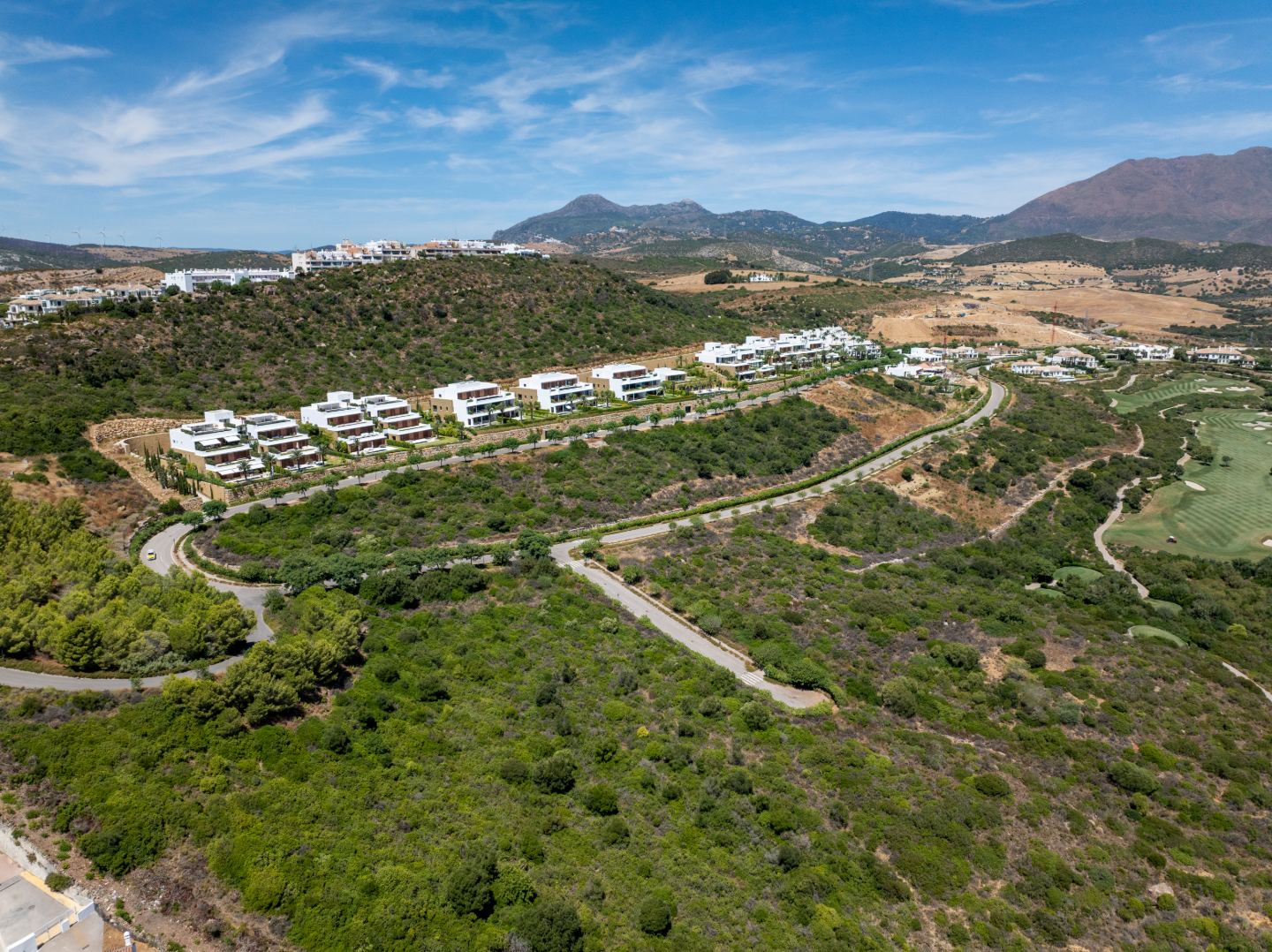 Casares Lake Essence — 20
