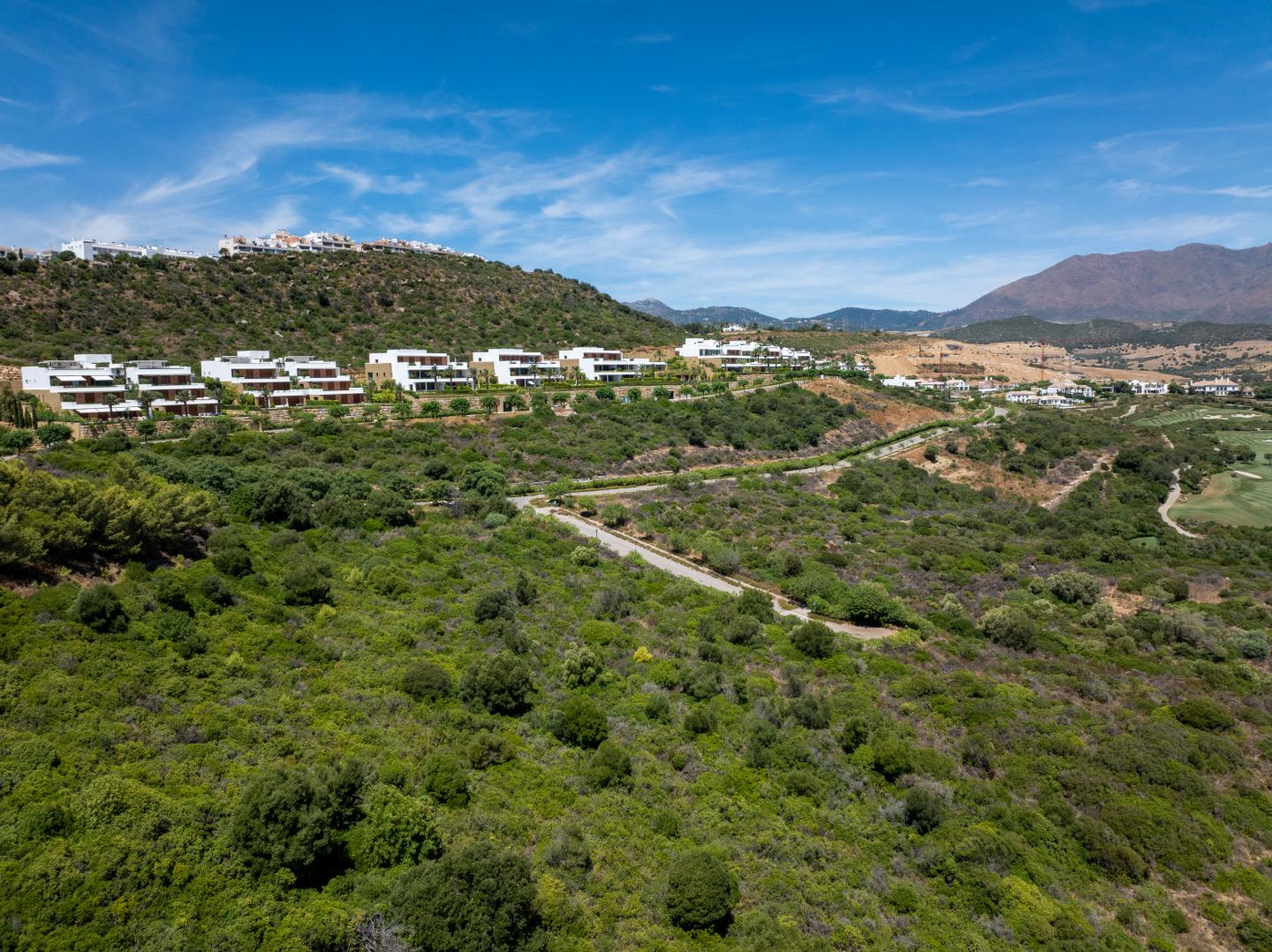 Casares Lake Essence — 21