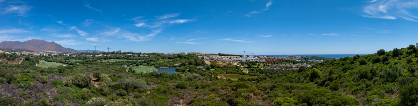 Casares Lake Essence — 31