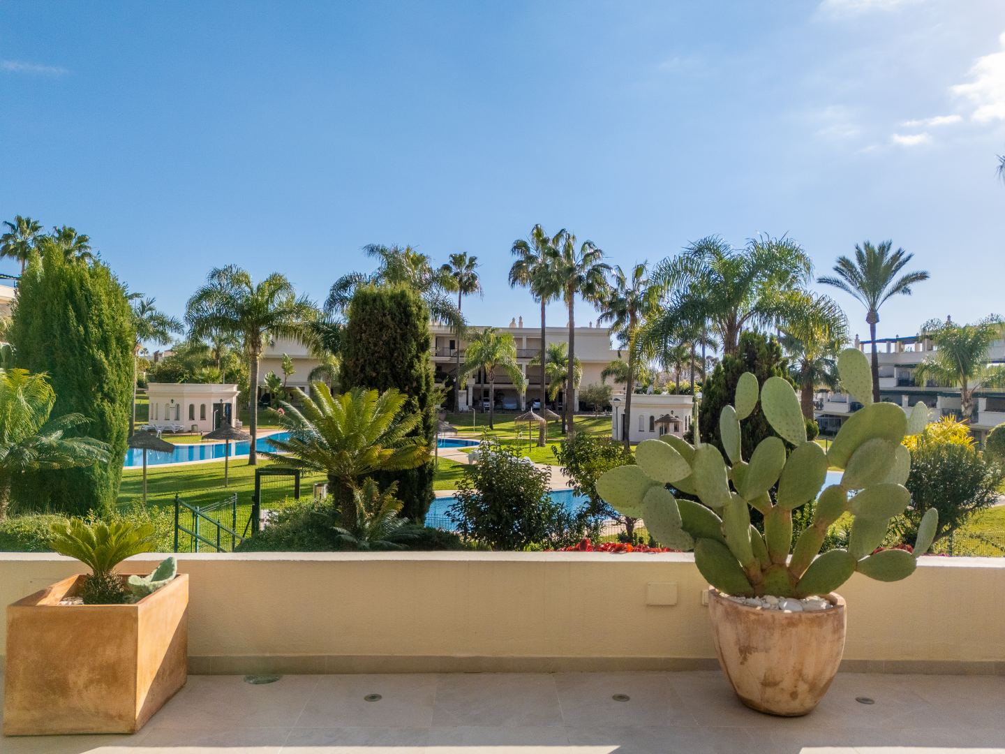 Ground floor apartment Nueva Andalucia — 31