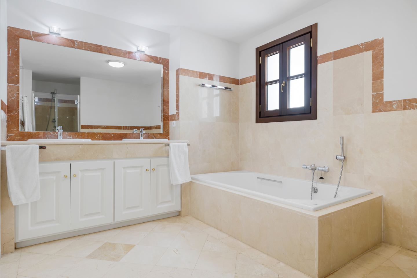 Maison Benehavis — 4