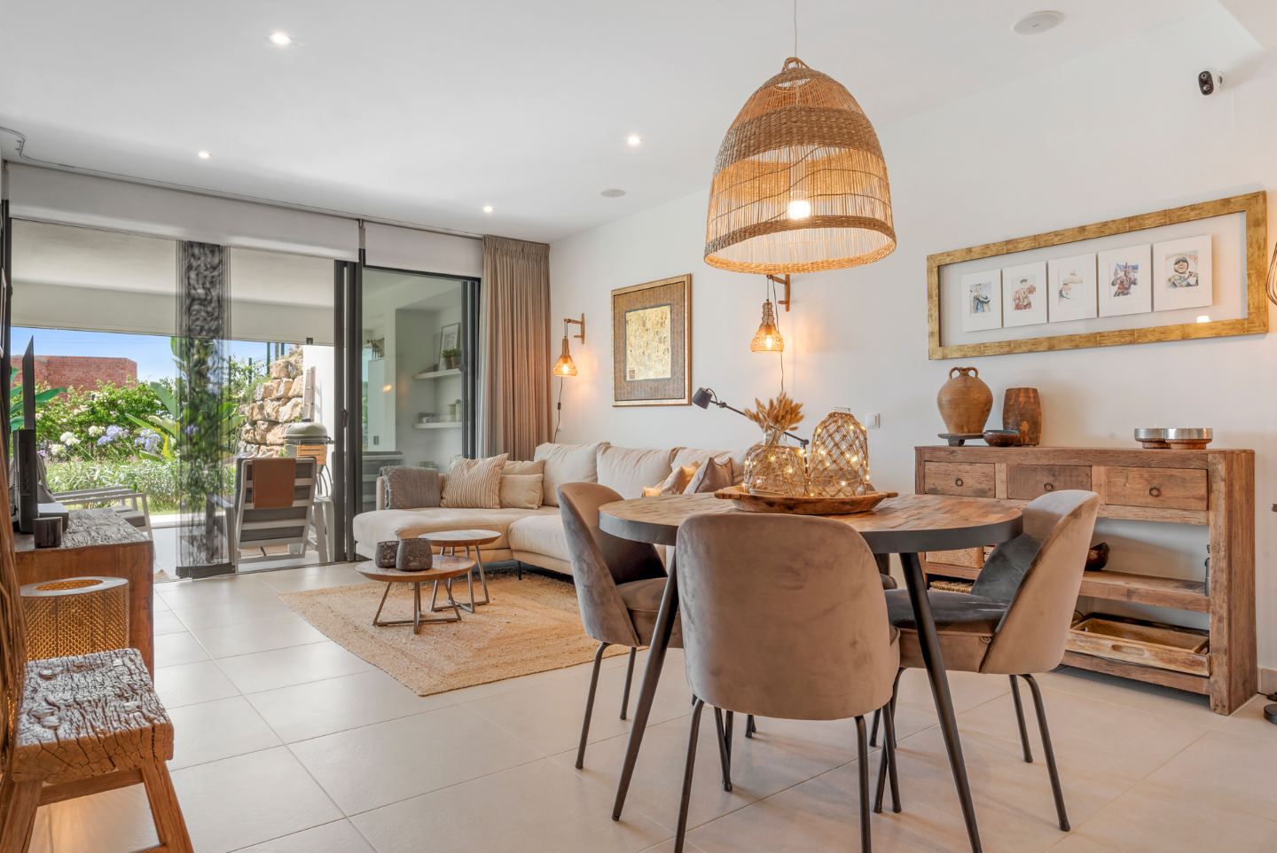 Rez-de-chaussée moderne avec jardin privé — 4