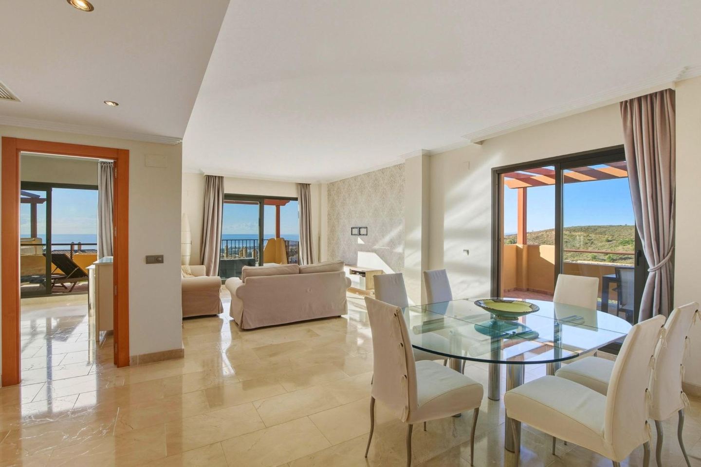 Dernier etage avec vue mer — 1