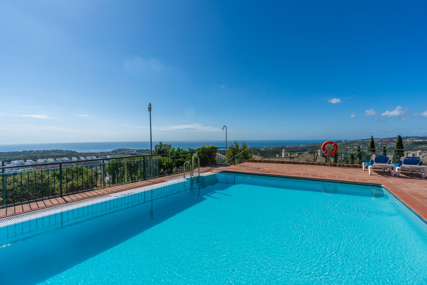 Penthouse sea view — 10