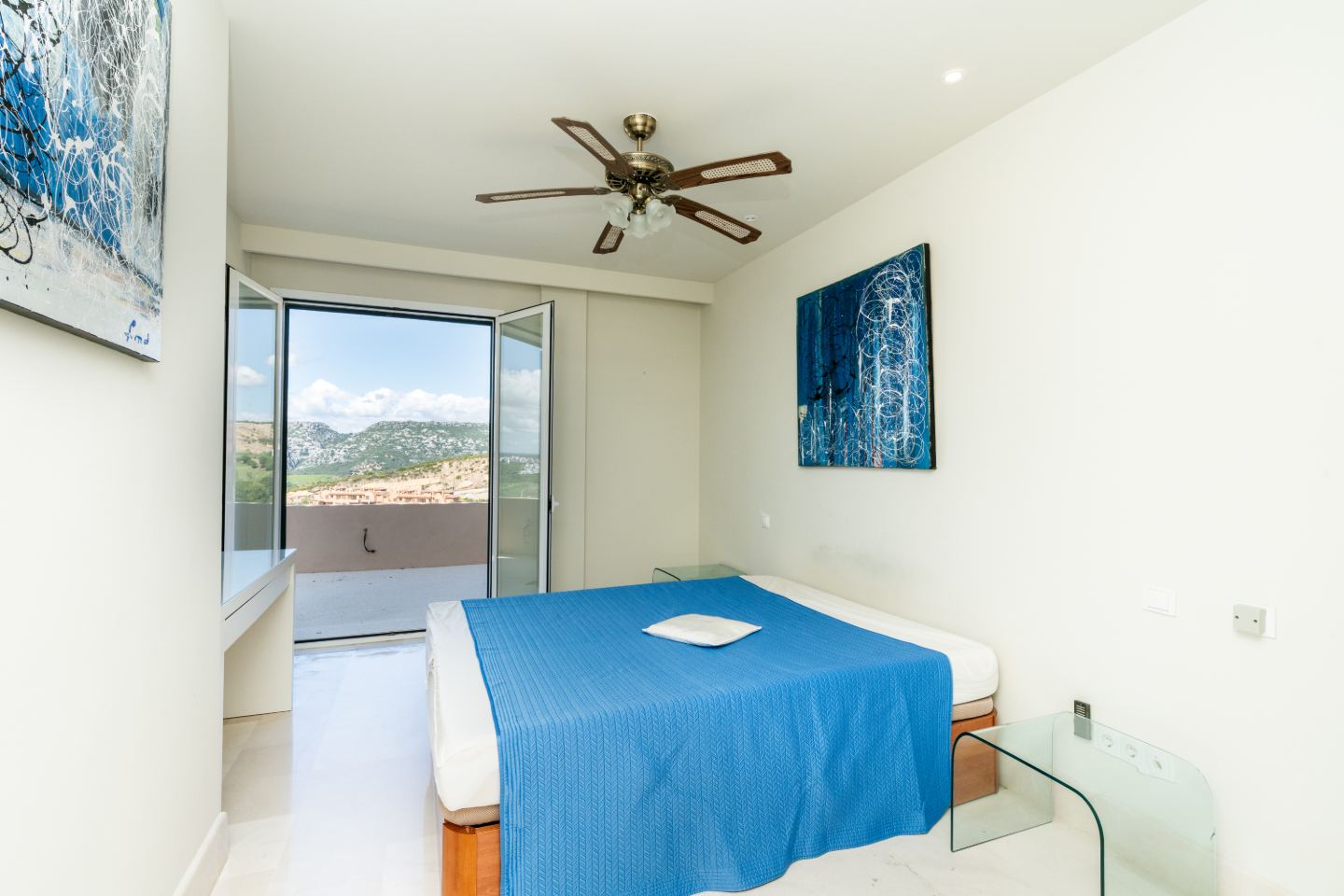 Penthouse sea view — 36